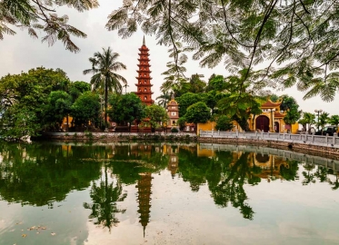 Top 7 Beautiful Temples And Pagodas In Hanoi Must Visit