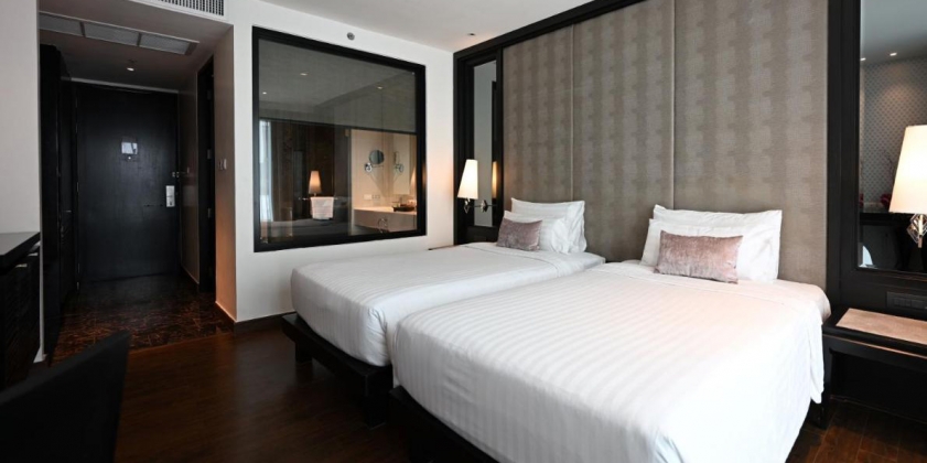 mövenpick-hotel-sukhumvit-15-bangkok-01