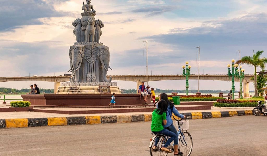 Visit Kampong Cham: The Ultimate Guide