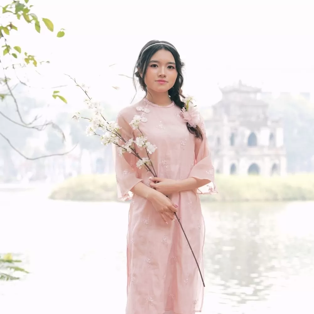 Anne TRAN