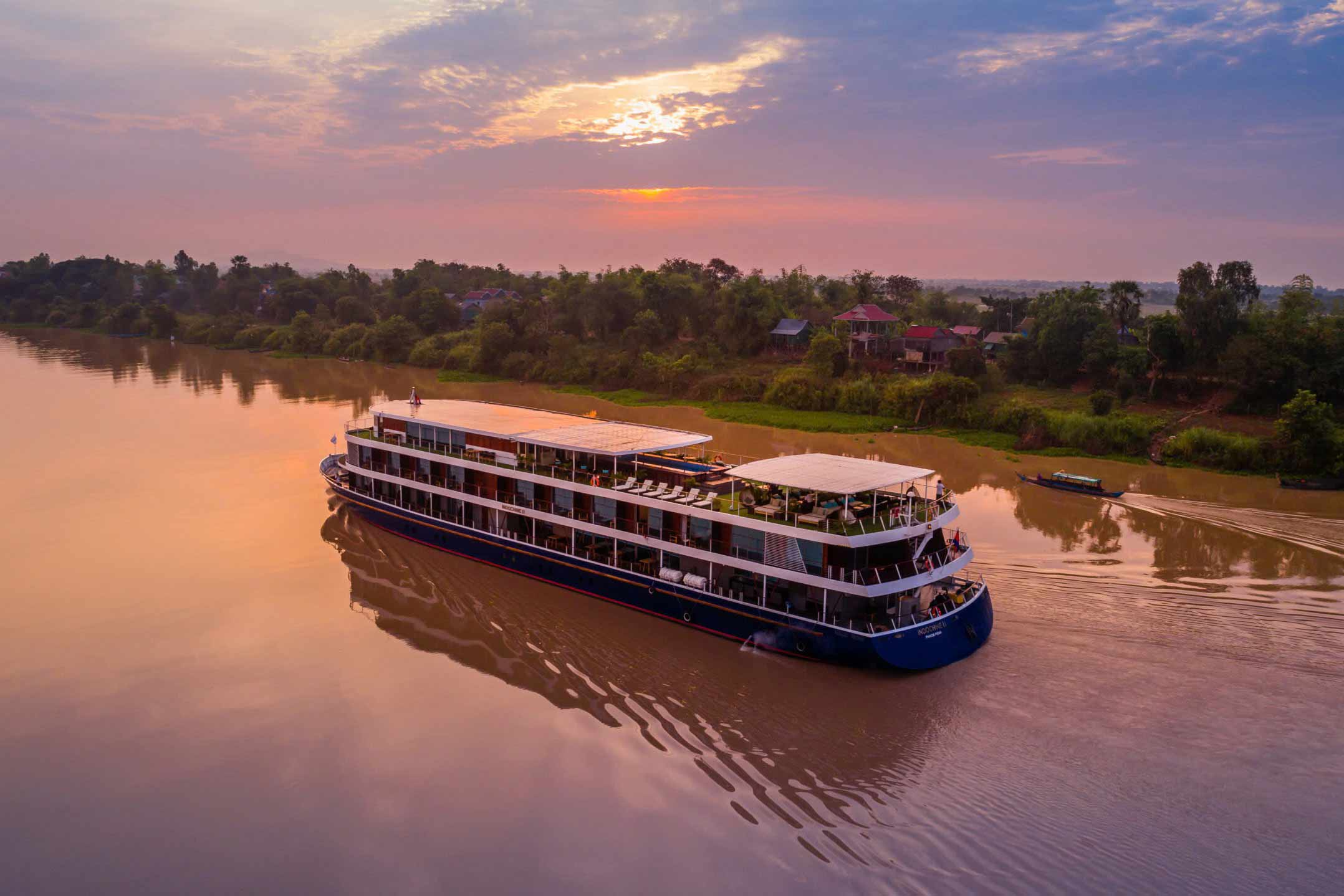 Cruise On The Indochine II