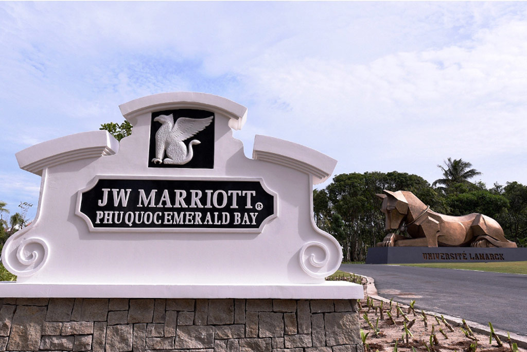 JW Marriott Phu Quoc Emerald Bay Resort & Spa