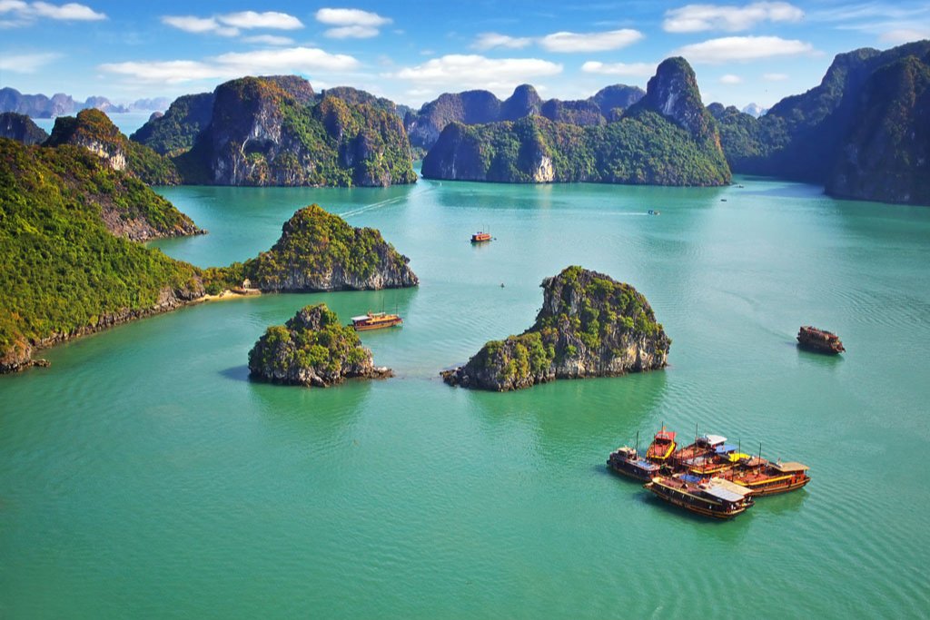 Vietnam Cambodia 21 Days with Jahan cruise