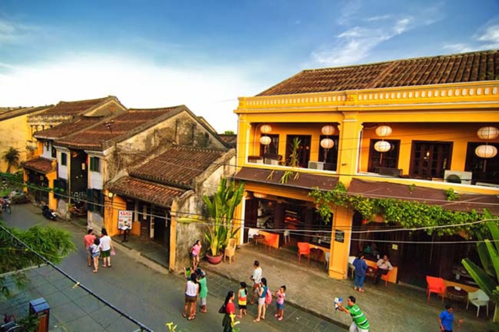 Indochina panorama in 21 days