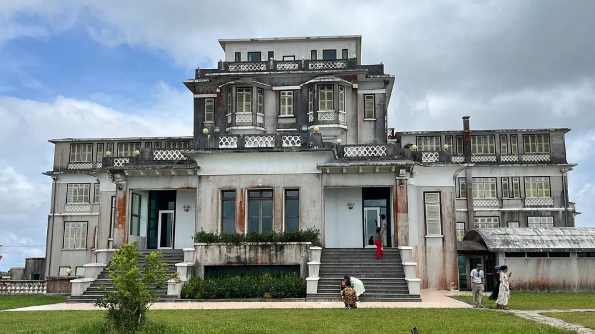 Bokor Hill Station