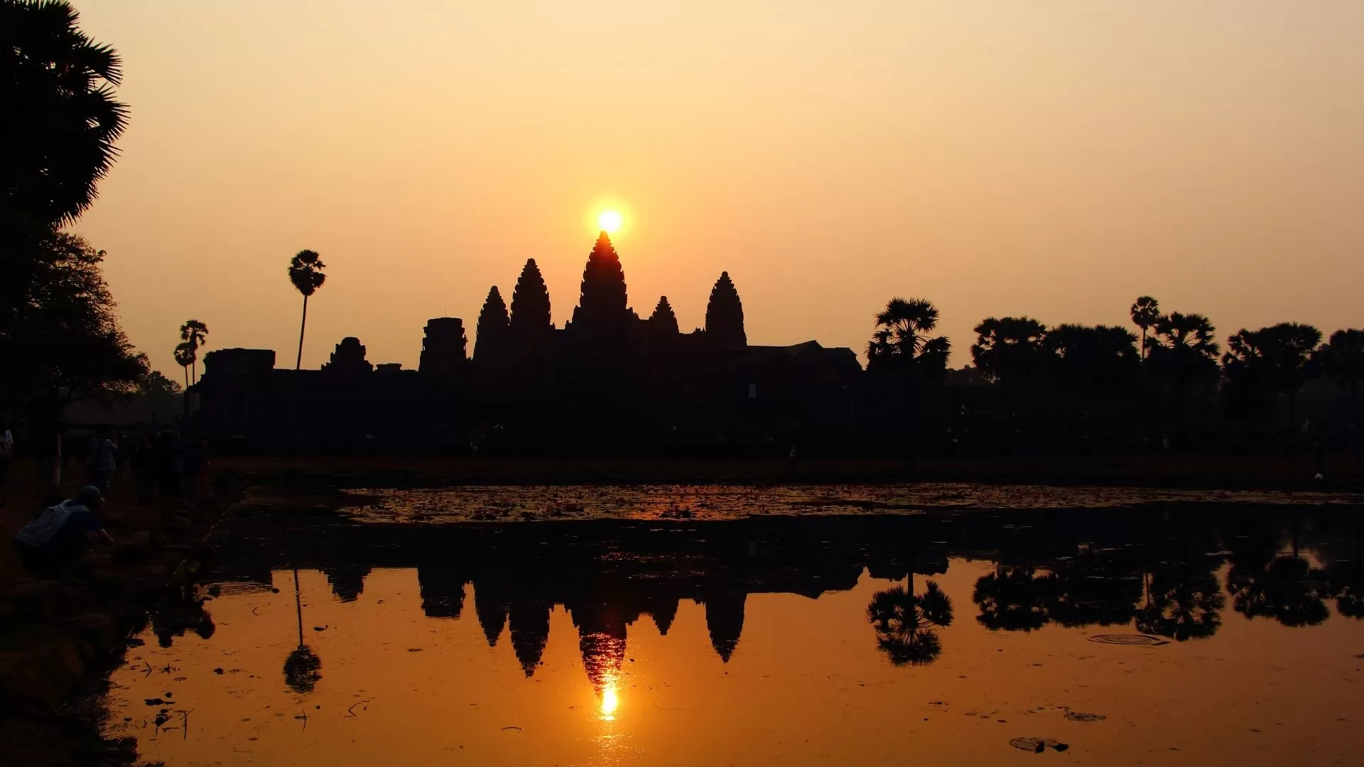 Lever du soleil à Angkor Wat