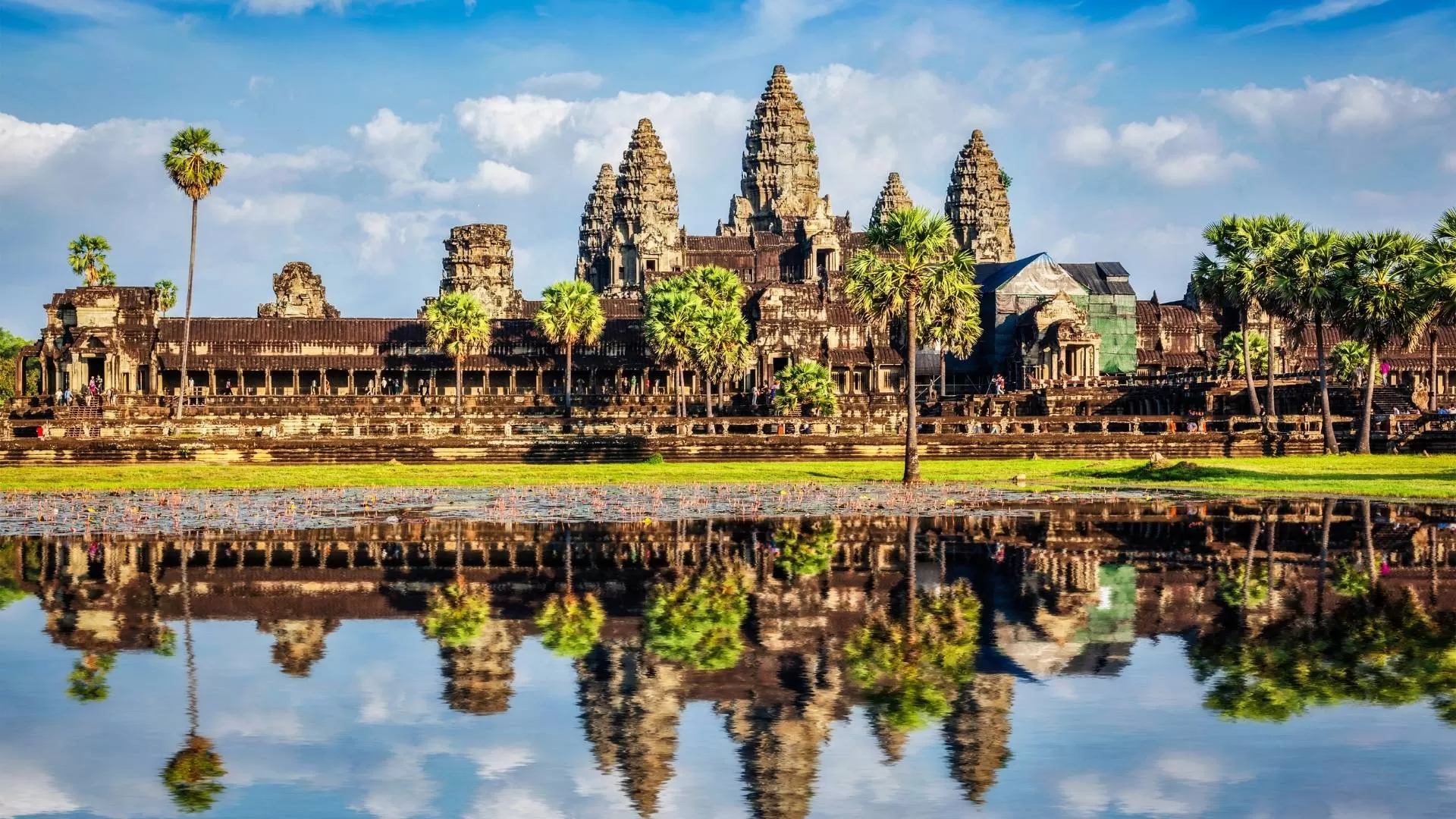 Angkor Wat – Un chef-d'œuvre de l'architecture khmère et de la spiritualité.