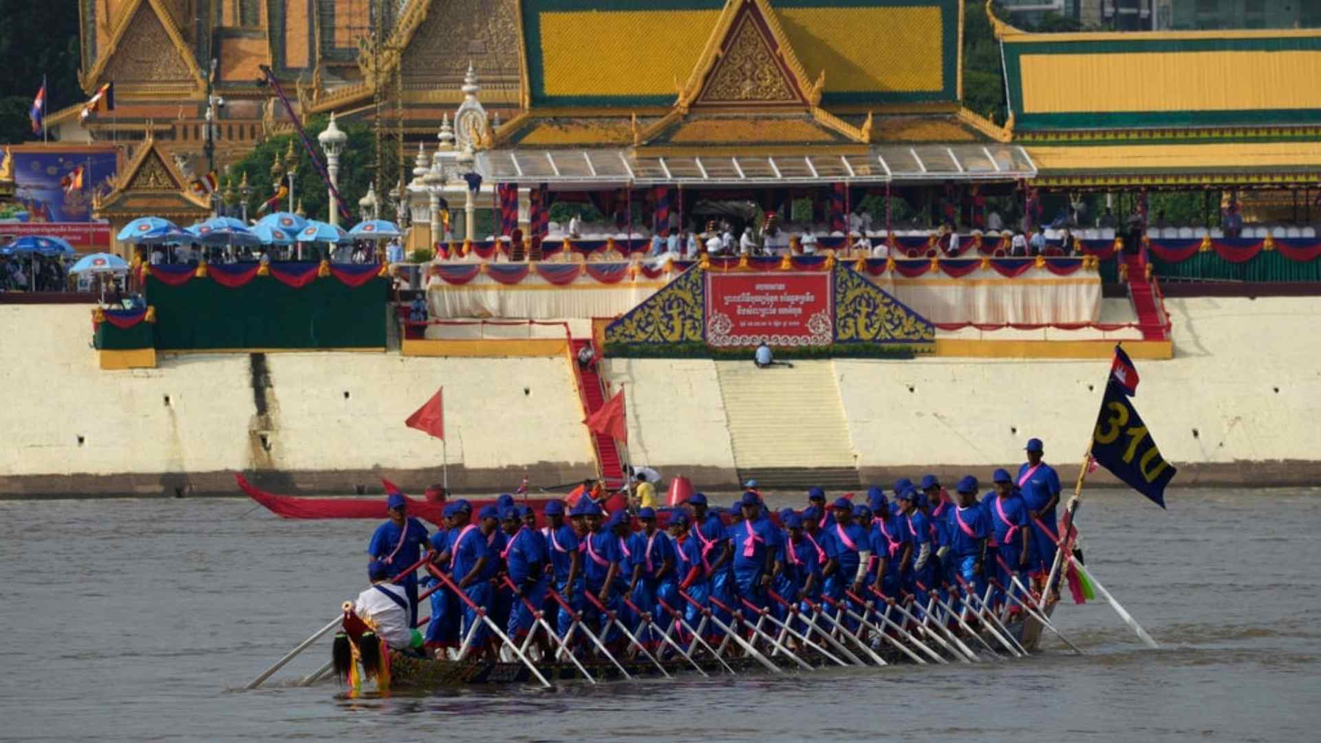 Tonle Sap water festival