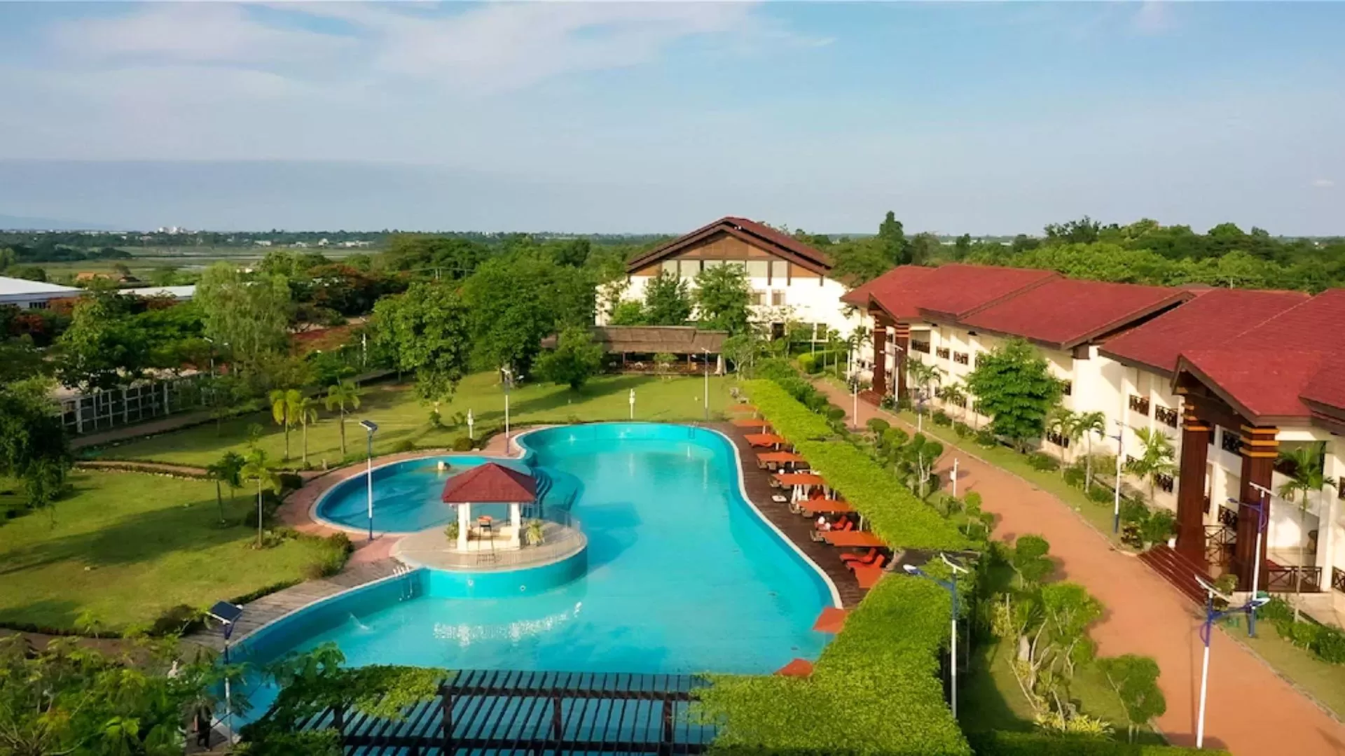 36 Manor International Sport Hotel
