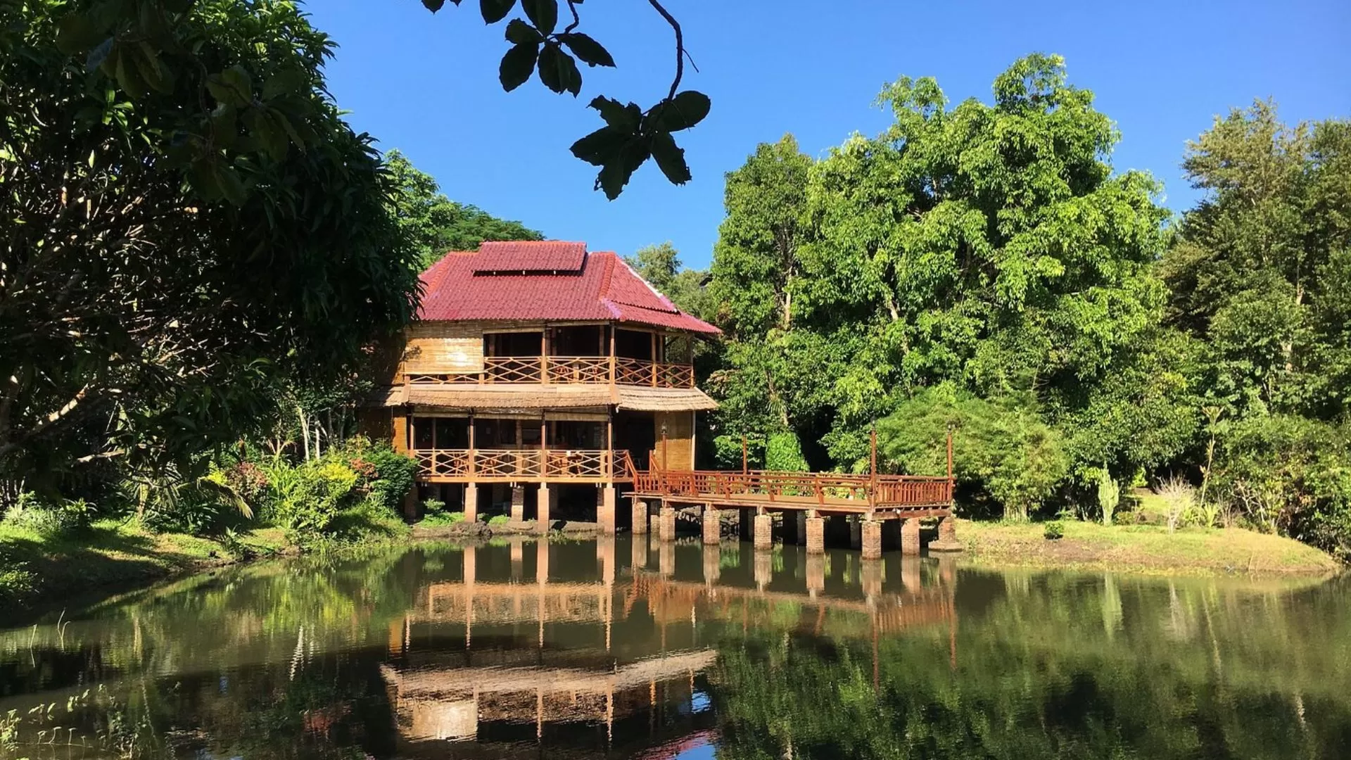 Kingfisher Ecolodge