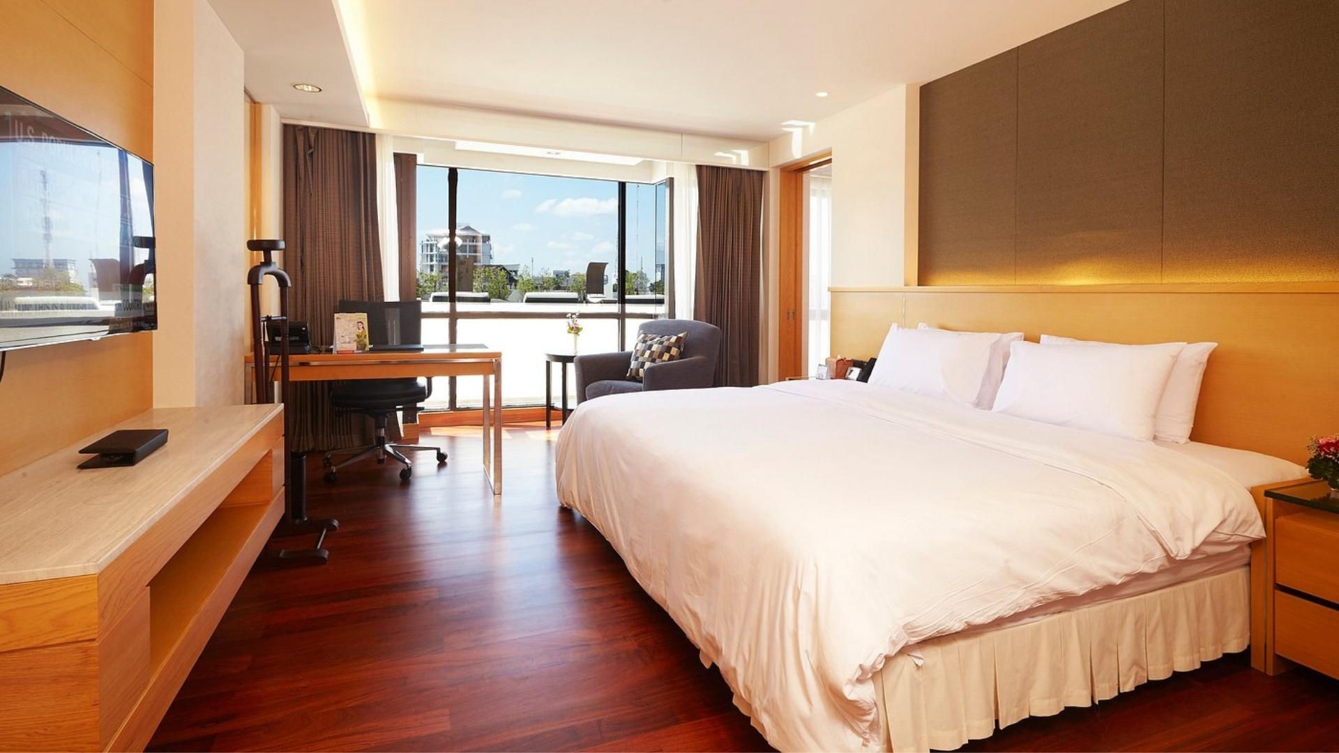 Lao Plaza Hotel