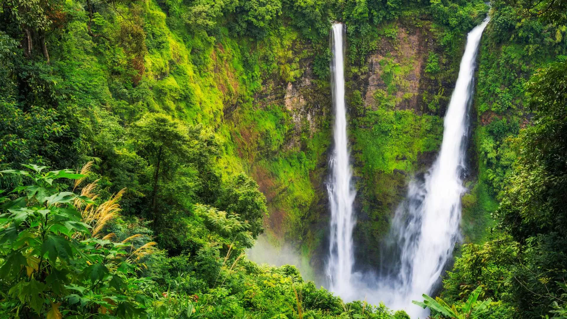 Tad Fane Waterfall