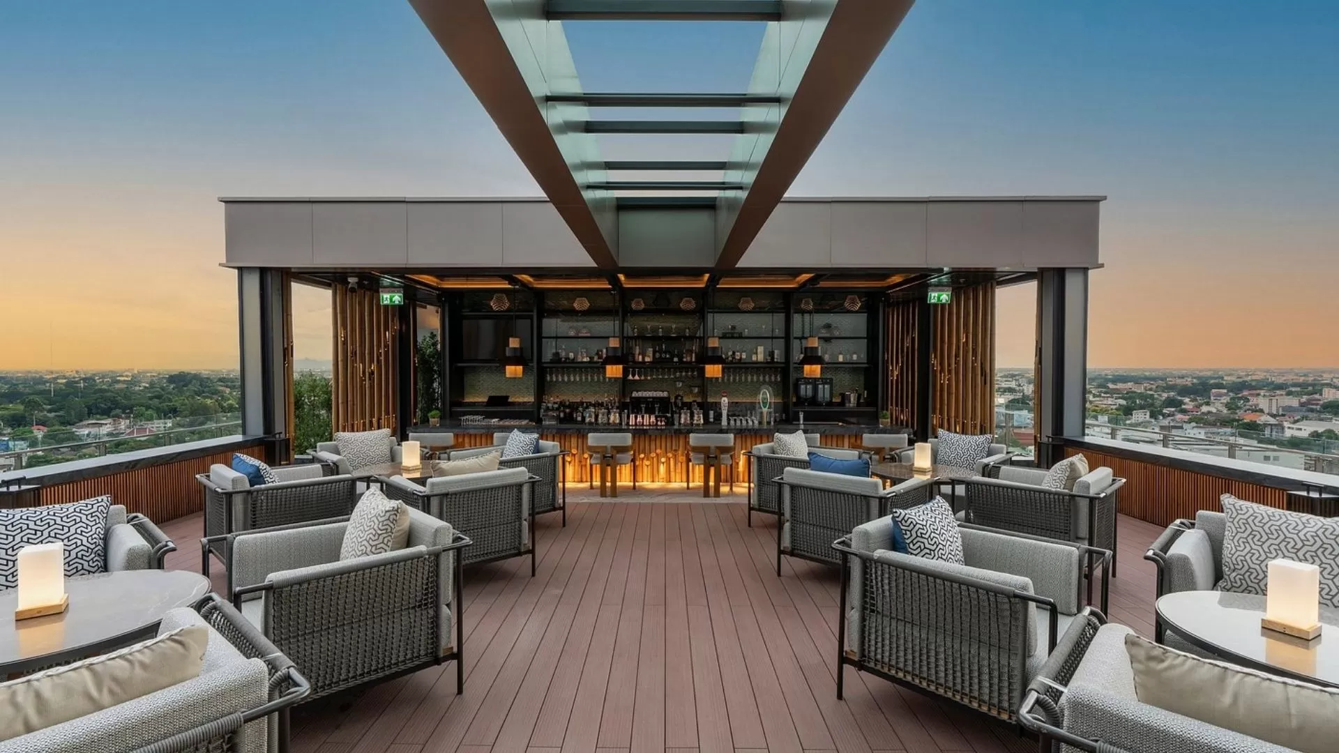 MAI The Sky Bar