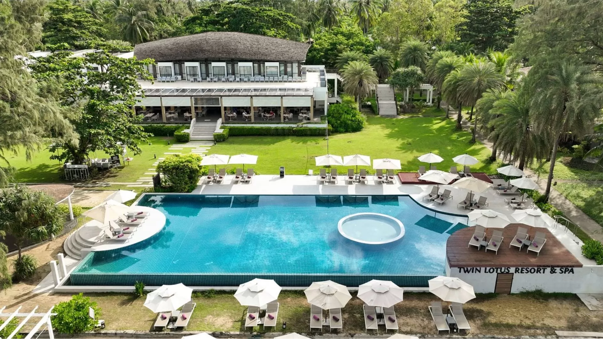 Twin Lotus Resort & Spa