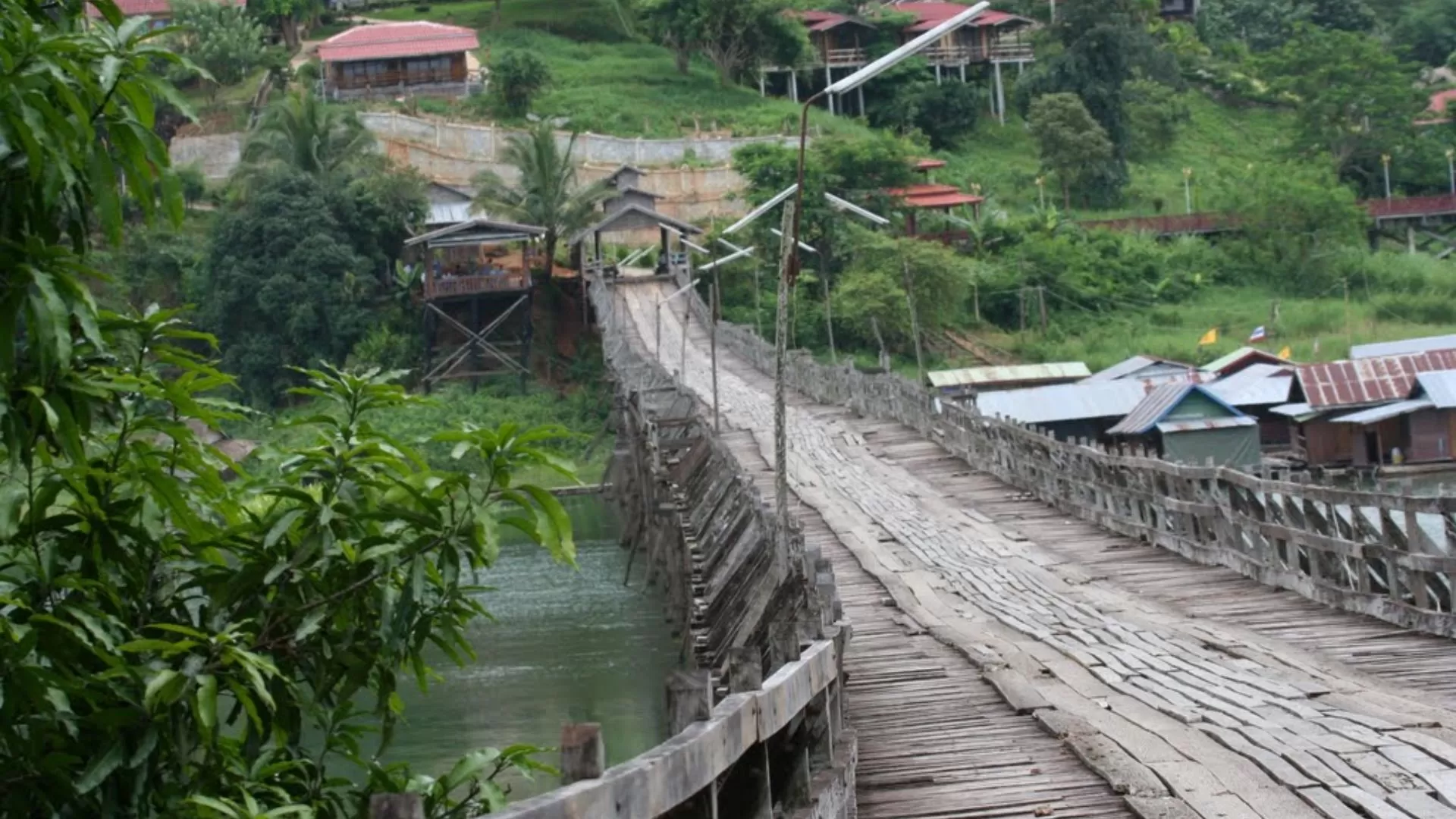 Village Mon