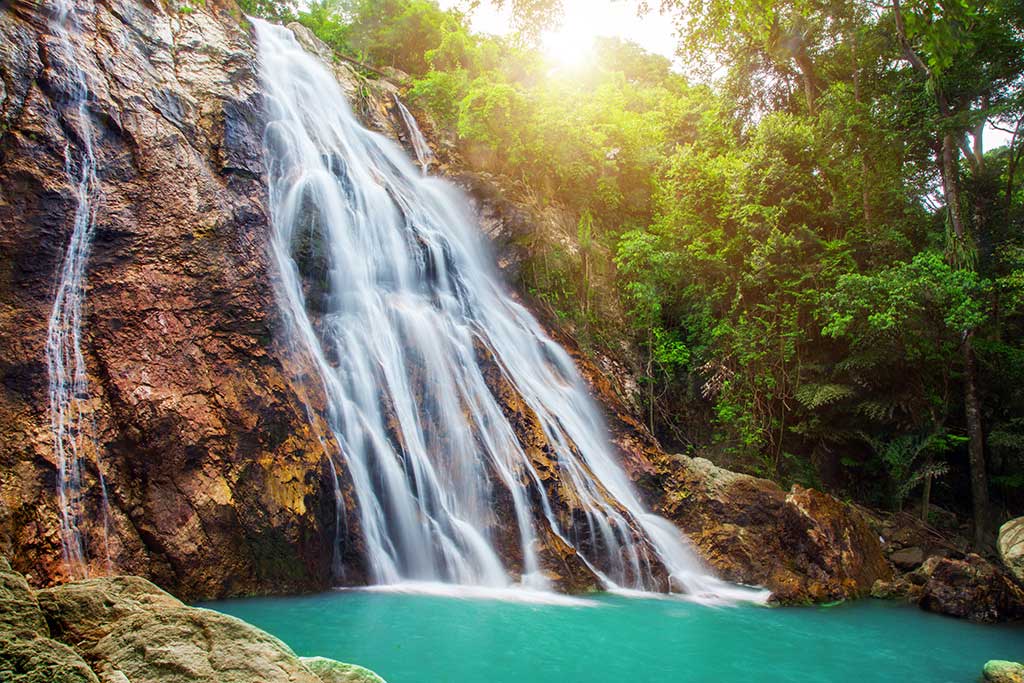 Na Muang One waterfall