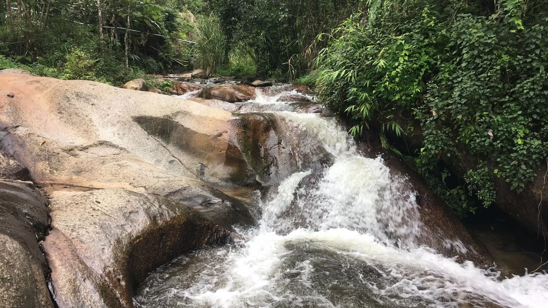 Cascade Mo Paeng