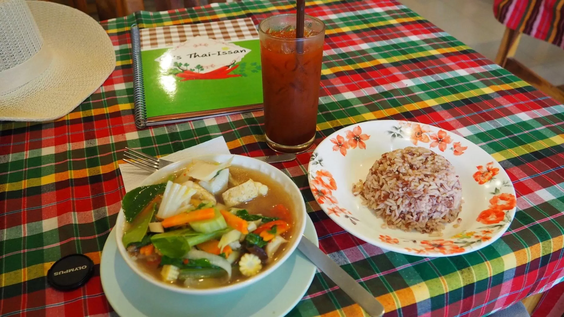 On’s Thai-Issan Vegan 