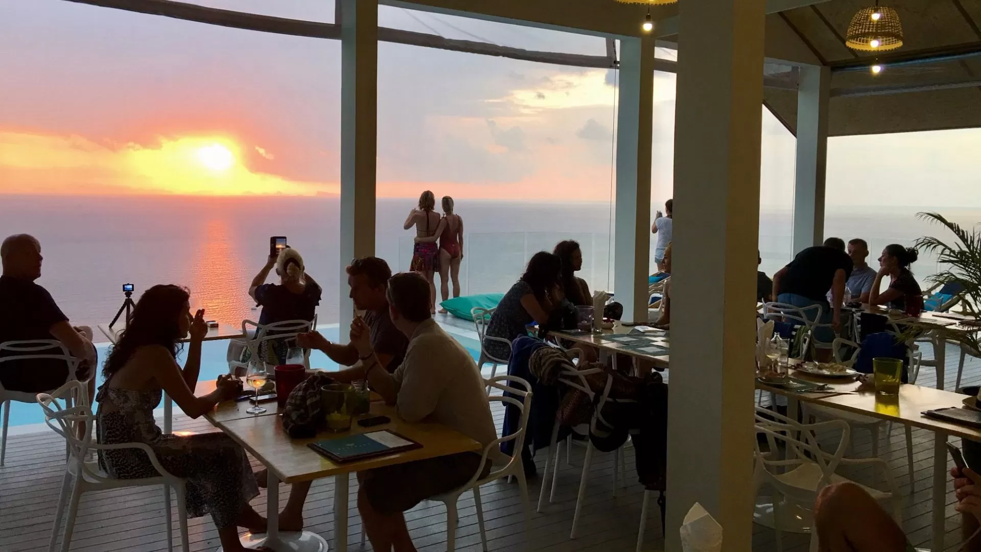 Bluerama Restaurant