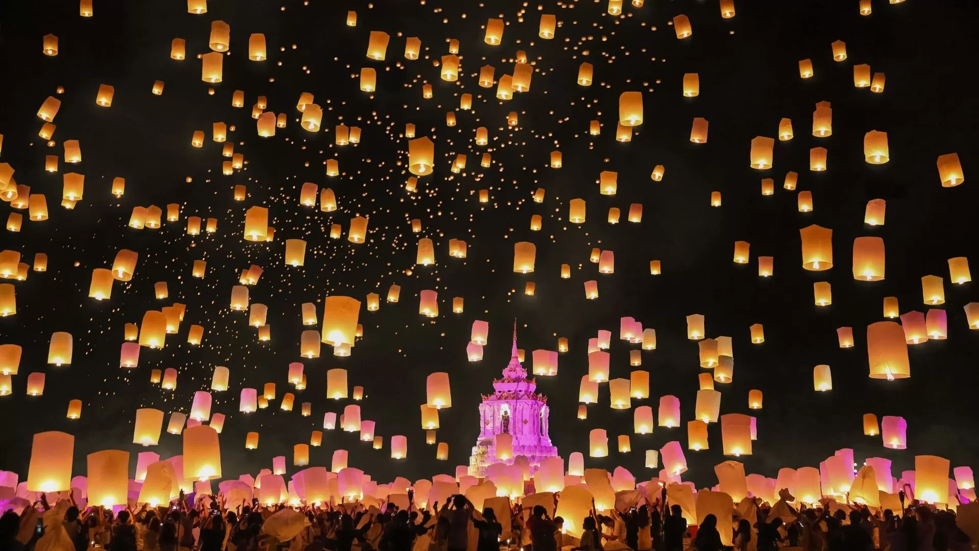 Yi Peng Lantern Festival - Chiang Mai