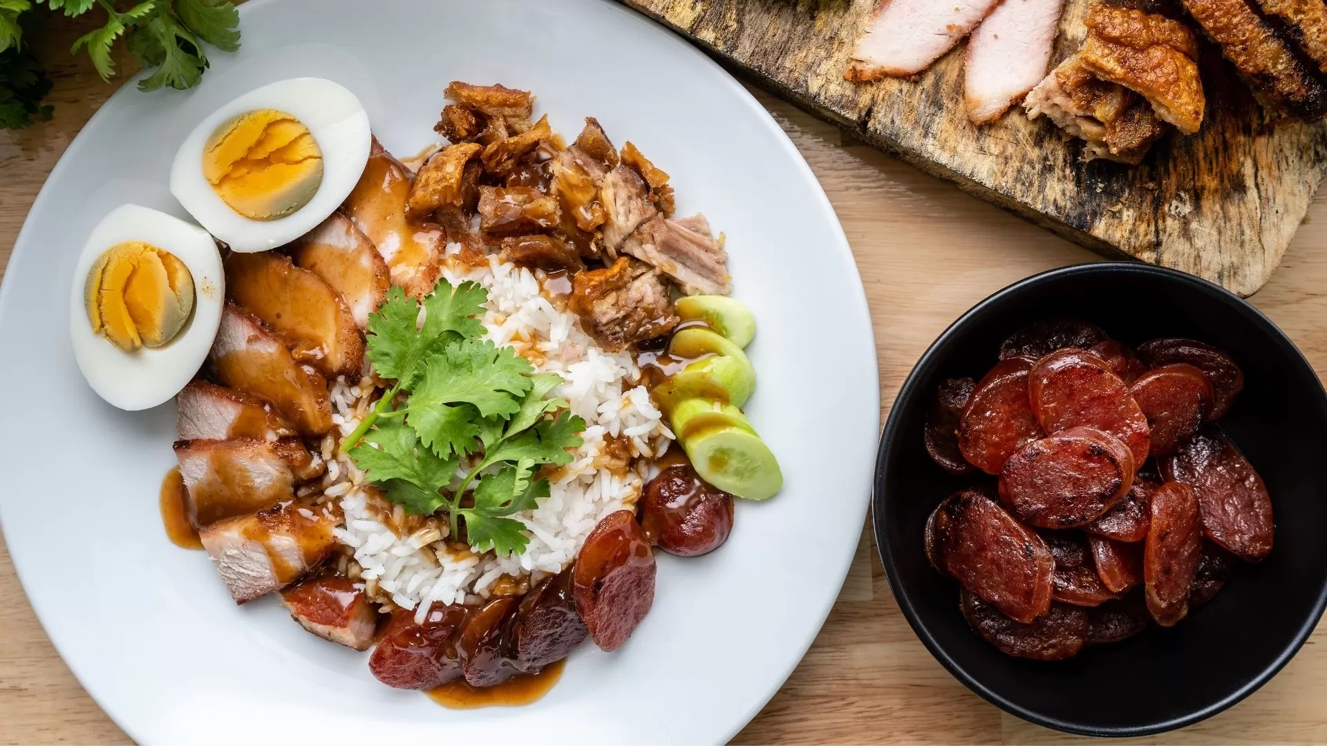 Khao Moo Daeng