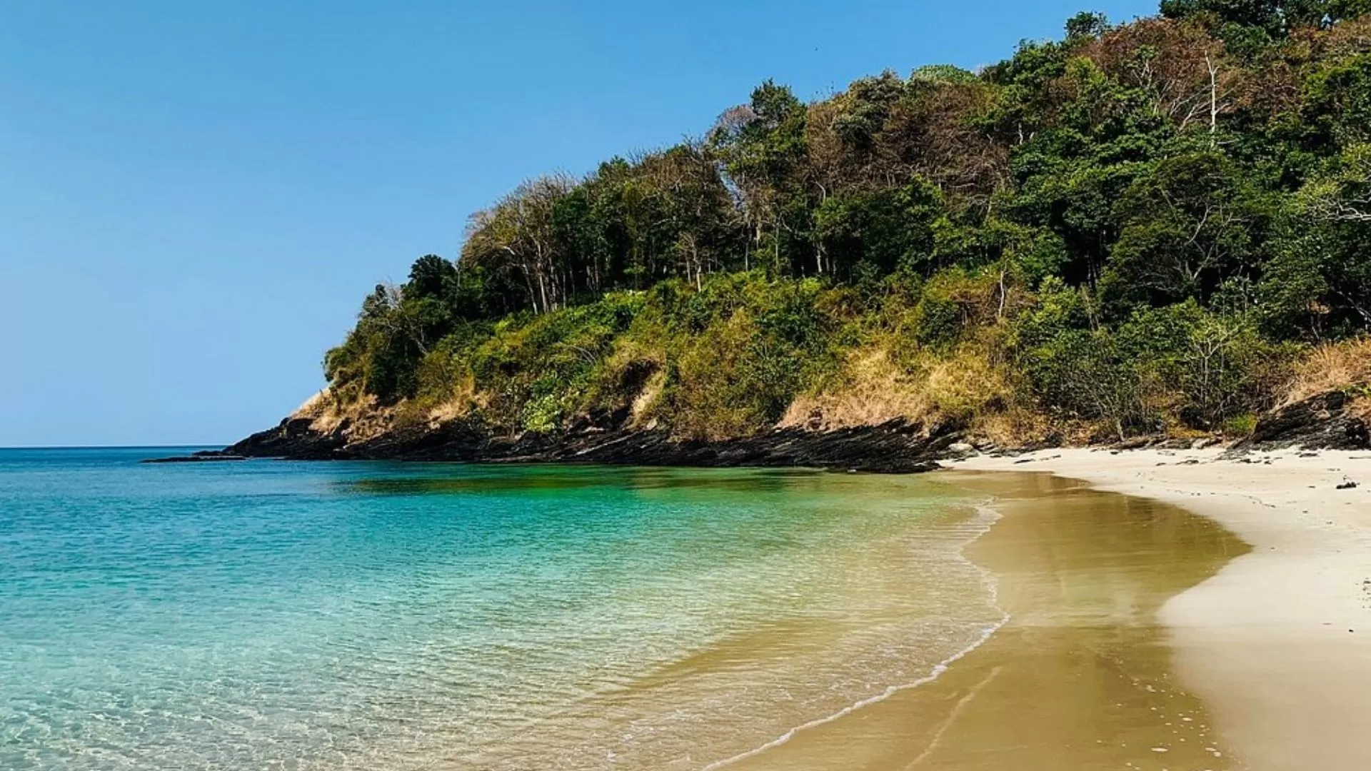 Nui Bay
