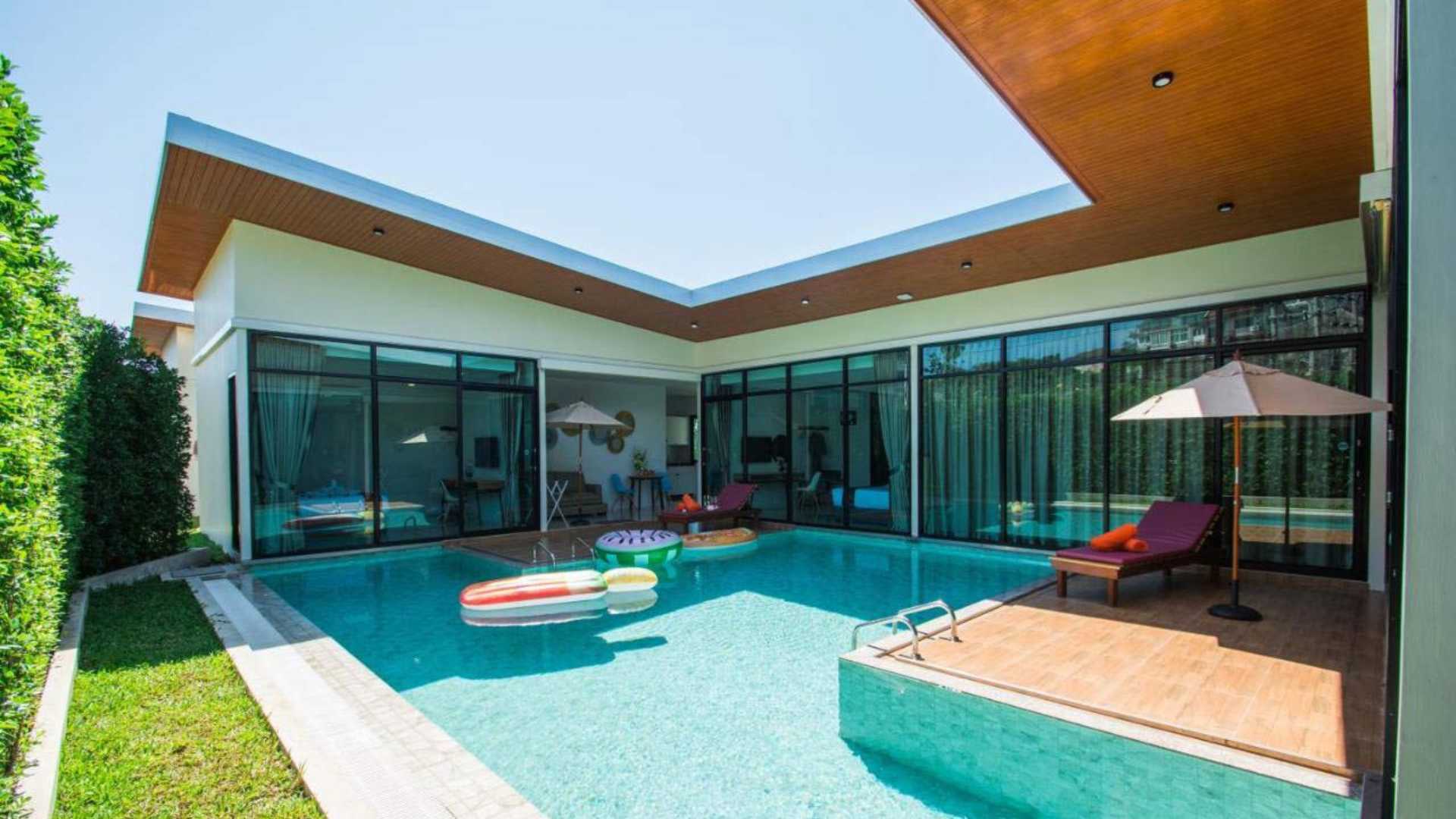 Good Night Pool Villa Phuket