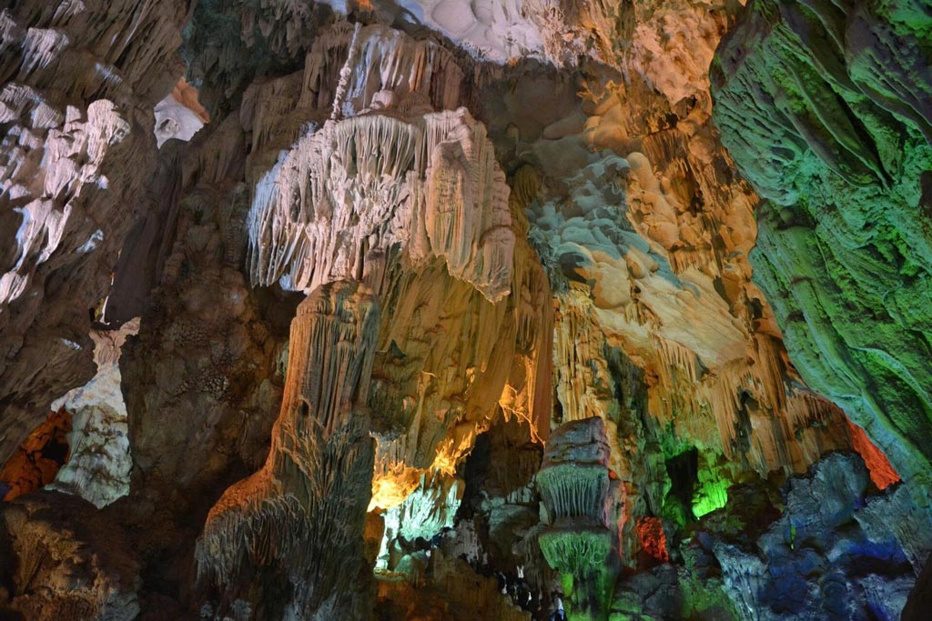 Grotte de Thien Cung