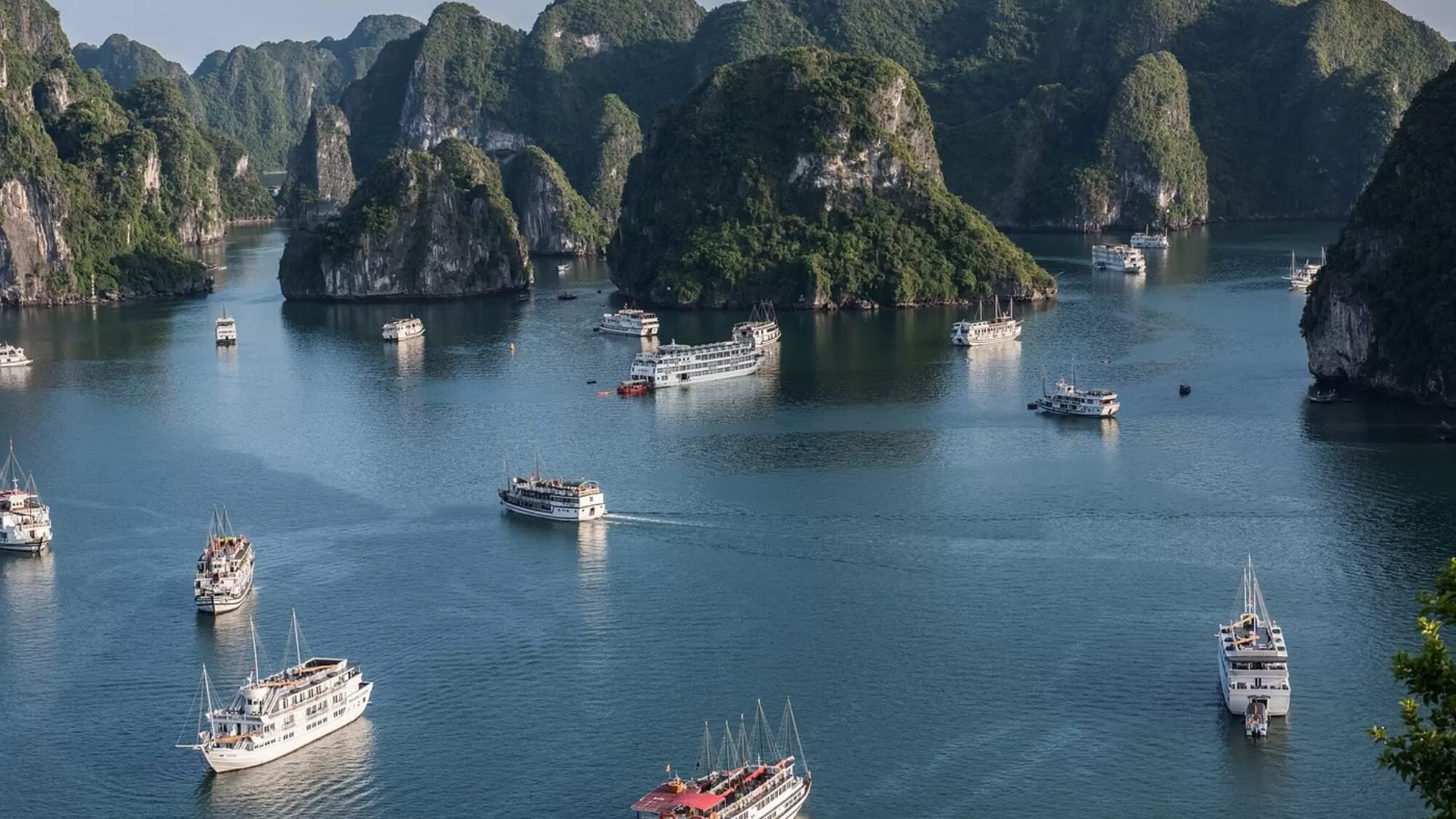 Baie de Bai Tu Long