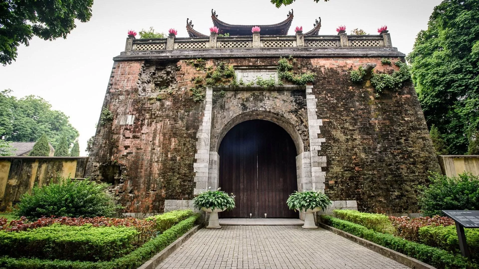 Bac Mon - où sont conservés les souvenirs de l'ancienne citadelle impériale