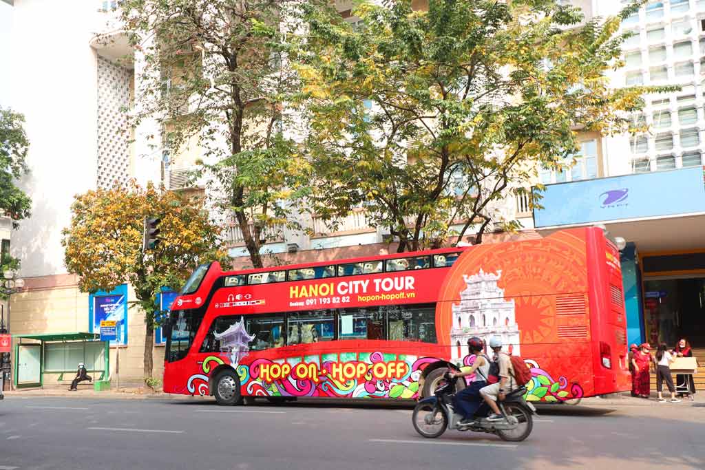 Visite de Hanoi à bord d’un bus Hop On Hop Off