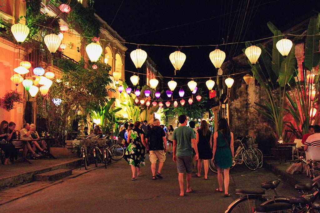 Hoi An Street at night