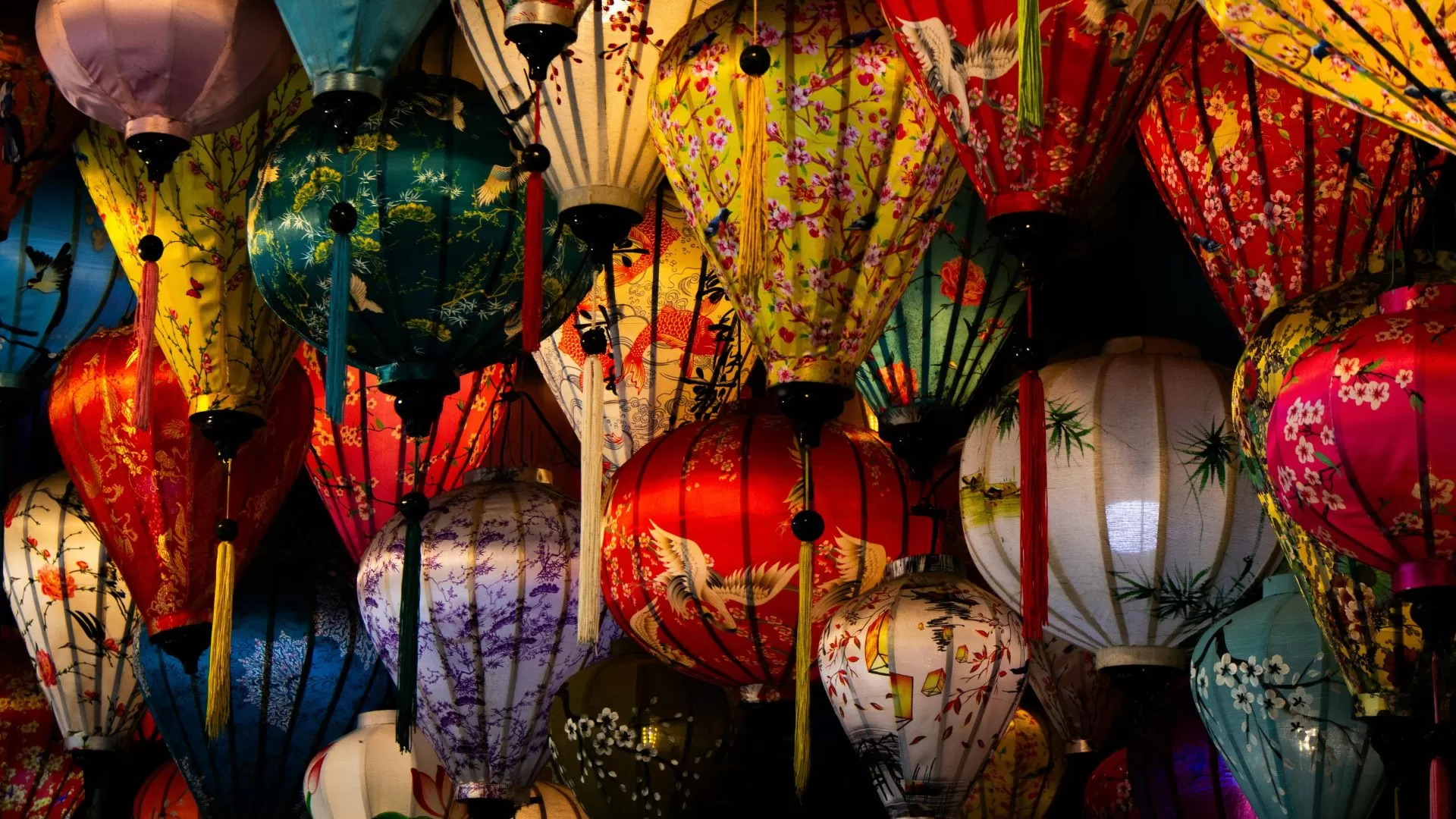 Les produits de lanternes traditionnelles à Hoi An