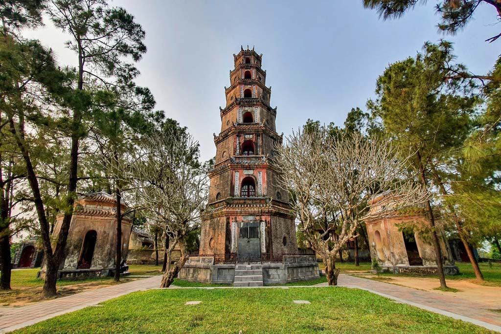 Pagode Thien Mu : Tour Phuoc Duyen