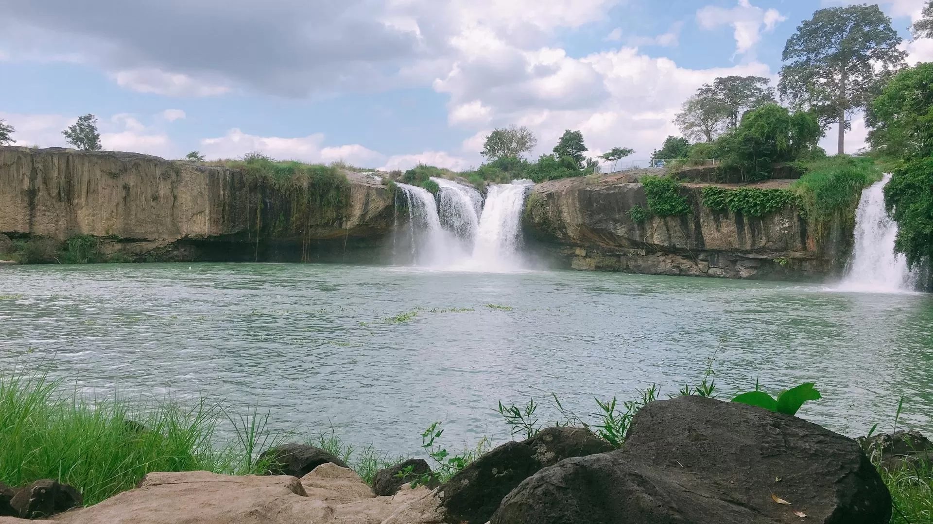 Dray Nur waterfall