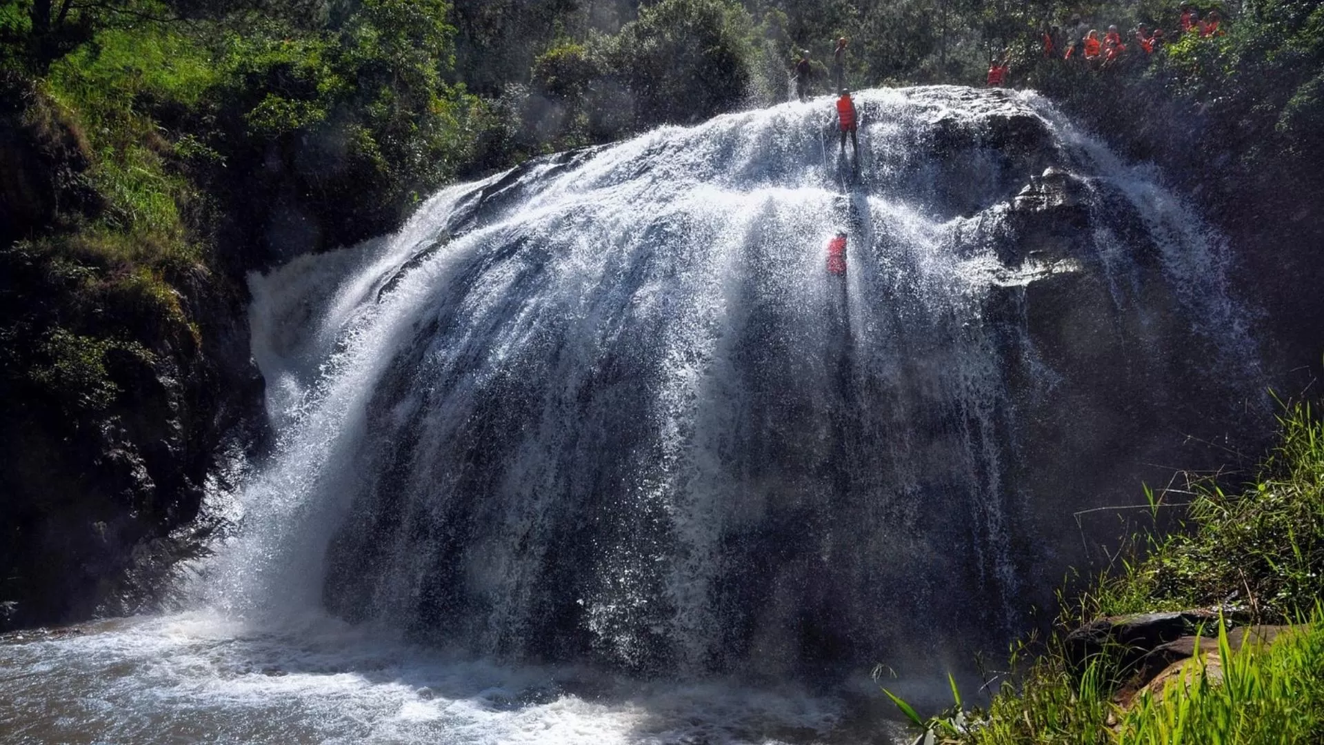Datanla Waterfall