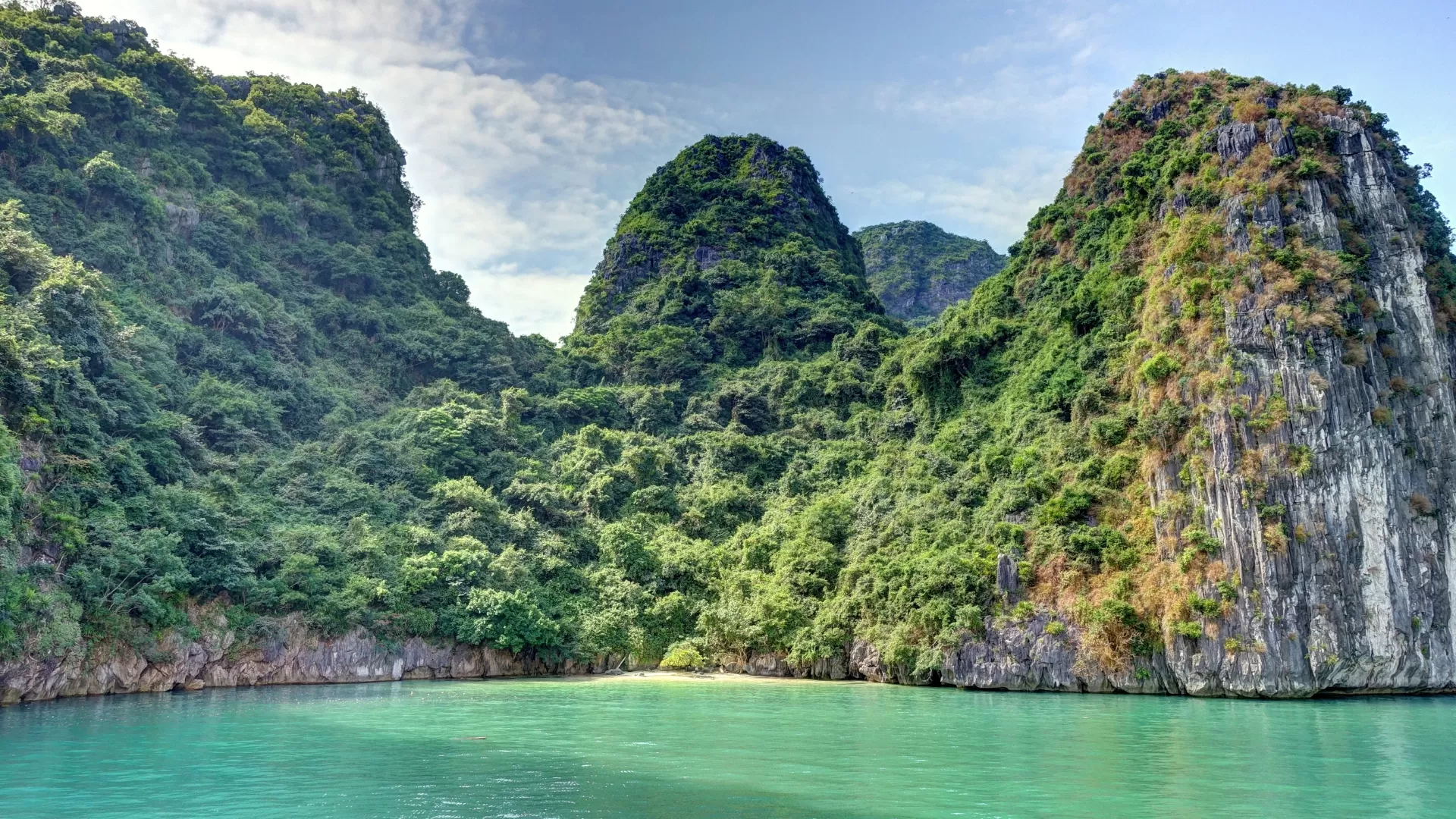 Plage à Lan Ha