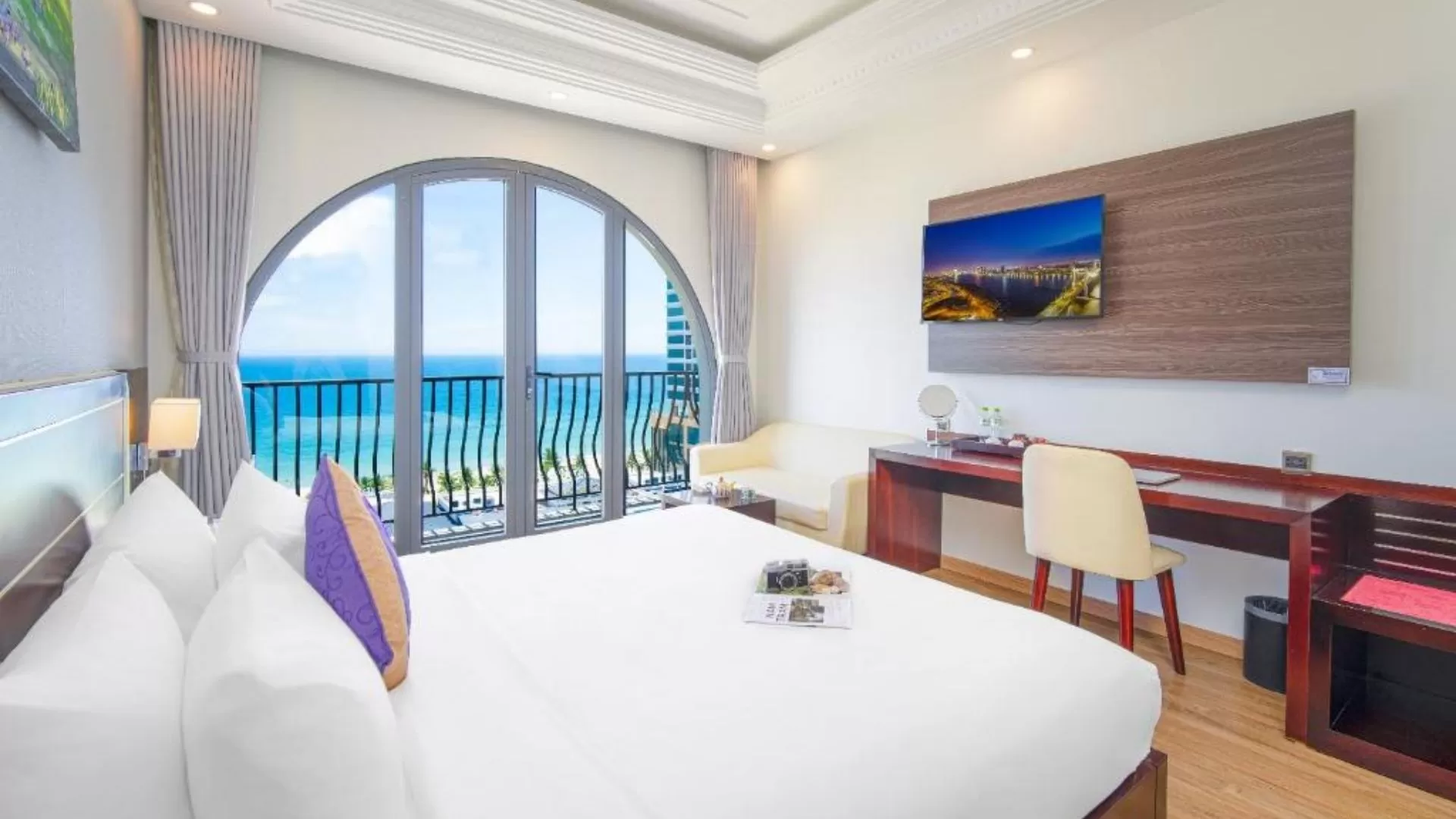 ALANI Hotel