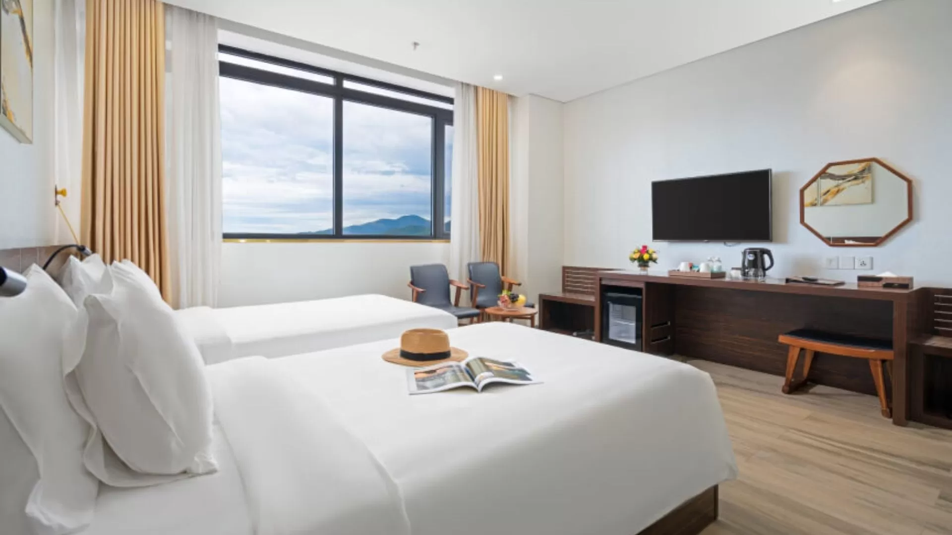 Emerald Bay Hotel & Spa
