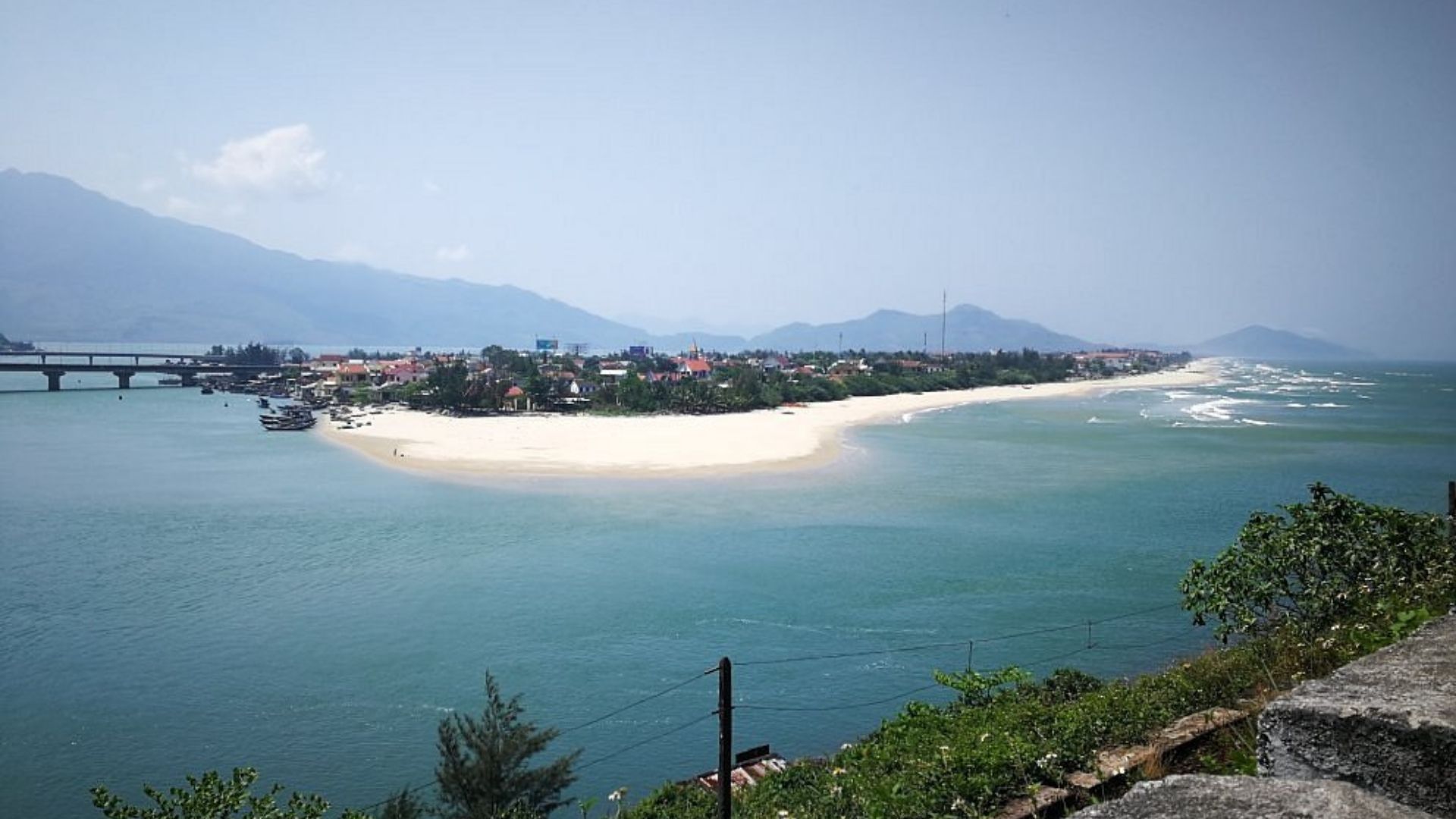 Lang Co beach, Hue