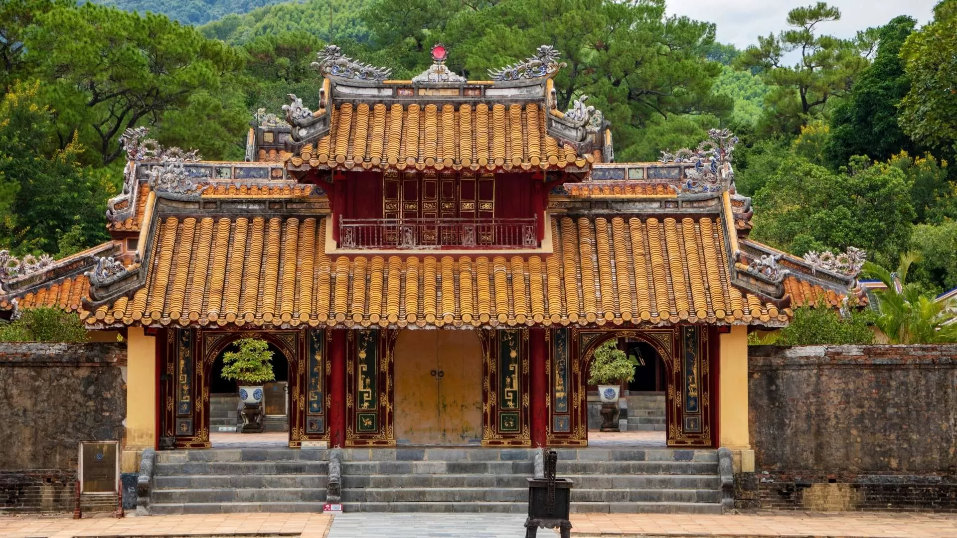 Minh Mang Tomb