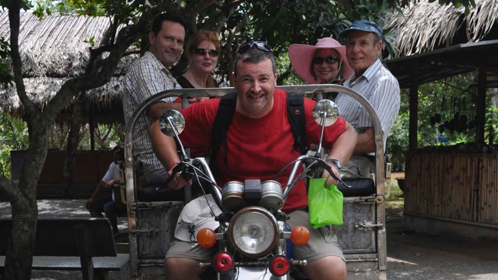 Motorized rickshaw
