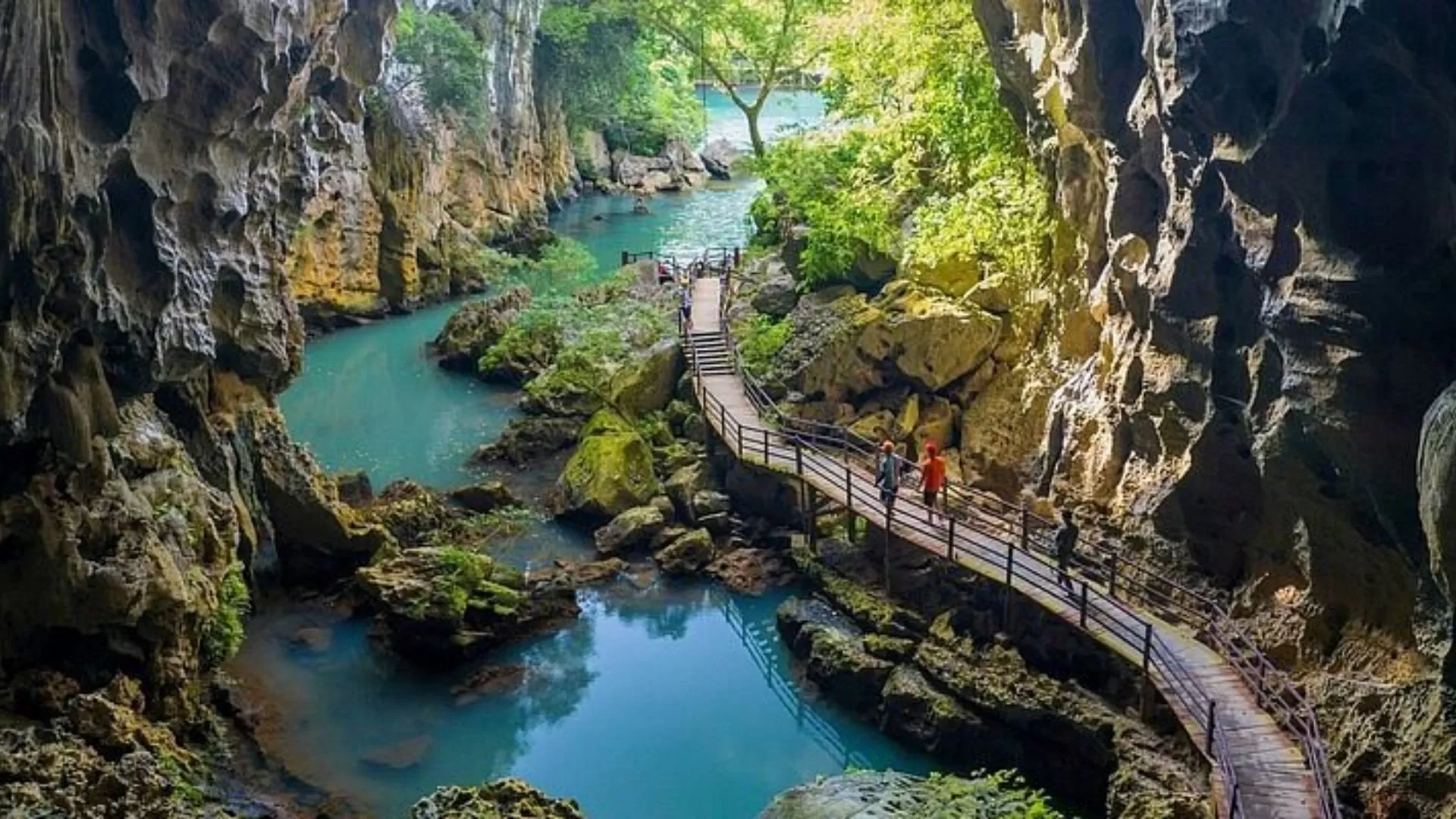 Tu Lan Cave System