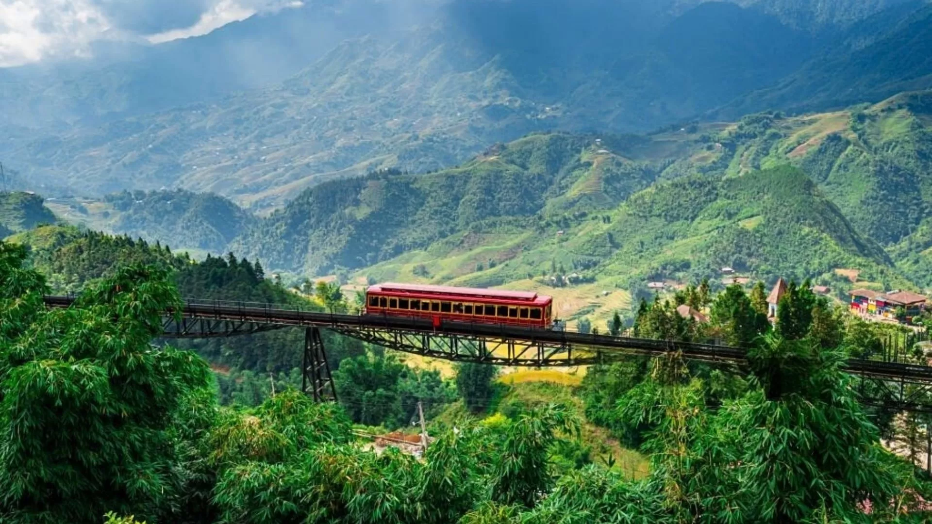 Scenic train ride through Muong Hoa Valley