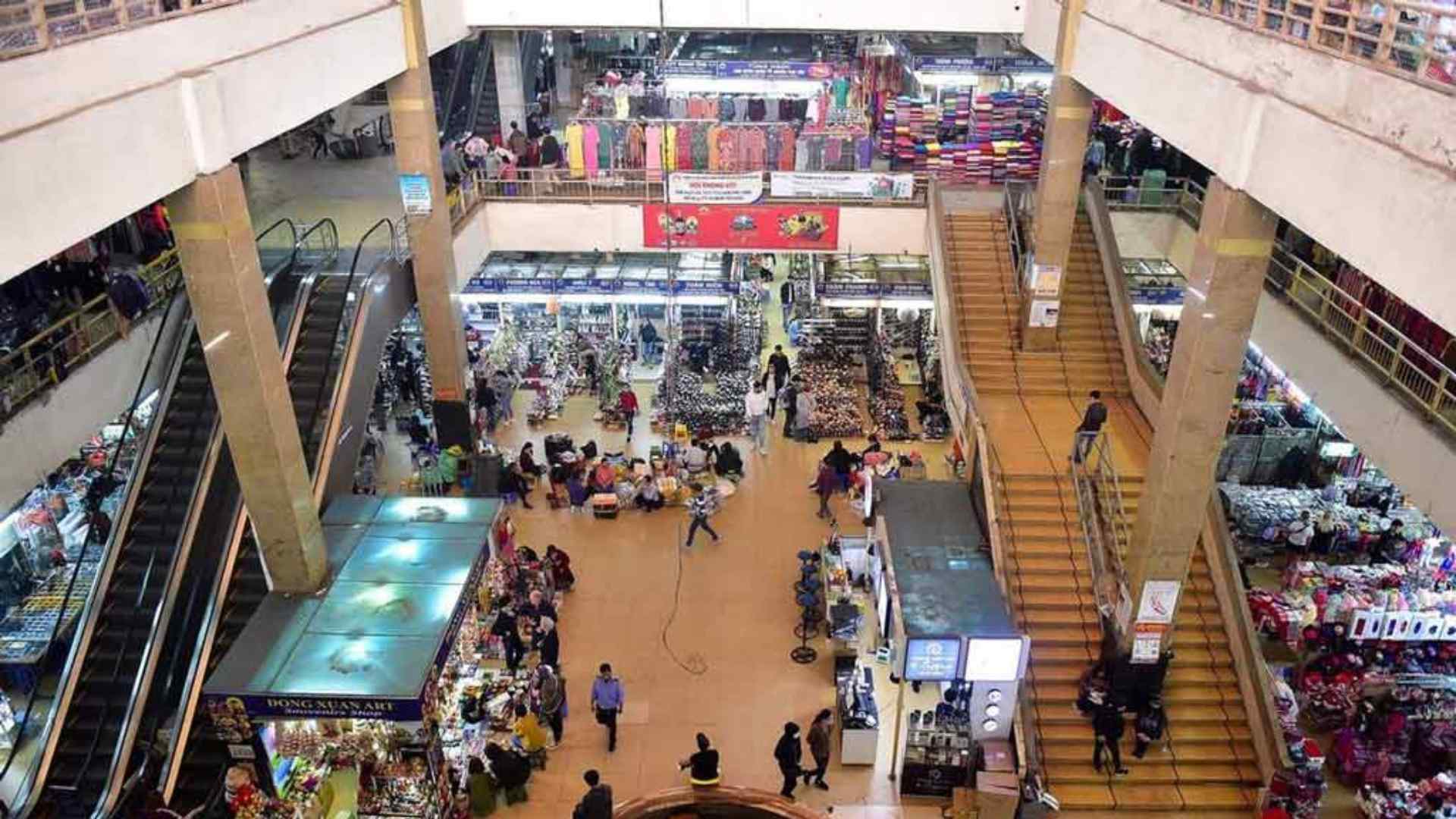 Dong Xuan Market