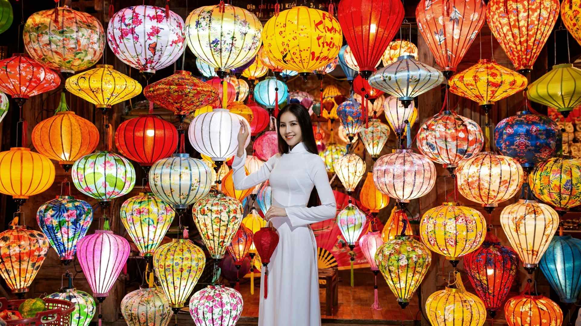 Wearing 'ao dai' in Hoi An