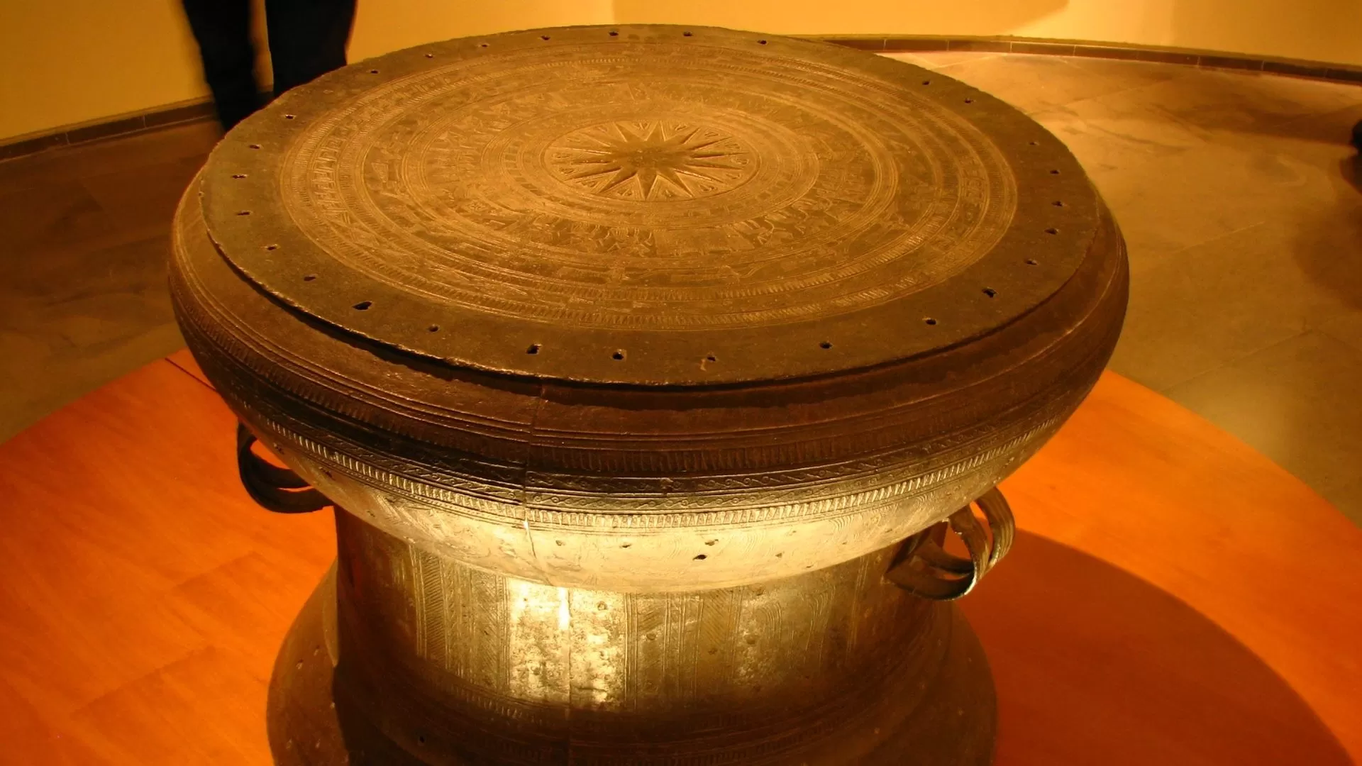 Dong Son drum