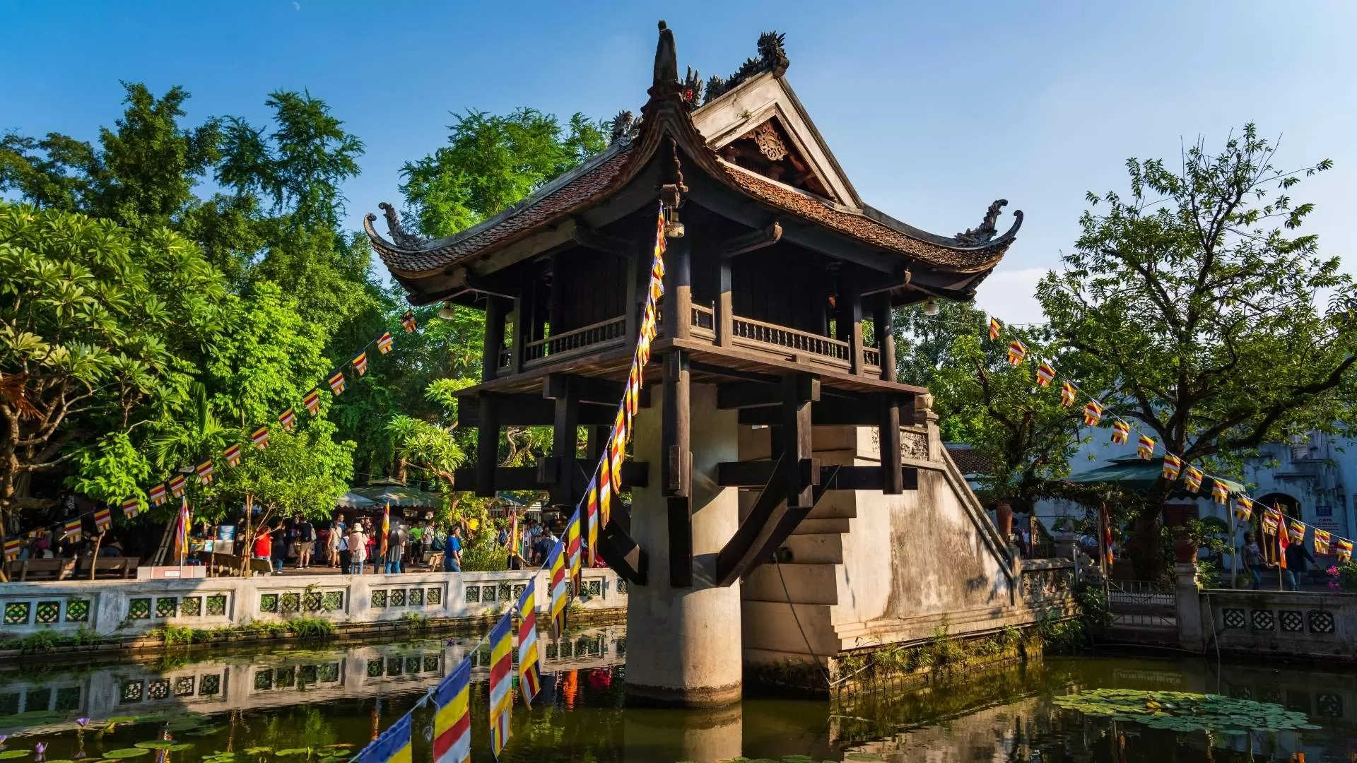 One pillar pagoda