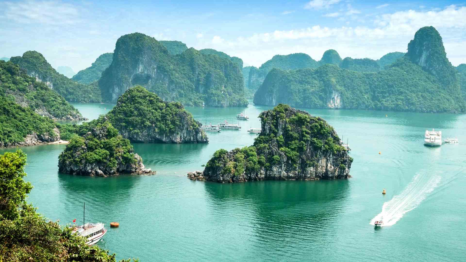 Ha Long Bay