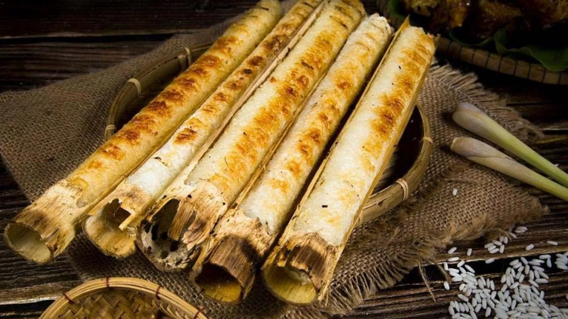 Bamboo tube rice 